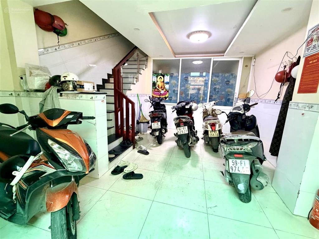 Chdv 5 tầng 8pn có 30 triệu/tháng ngay chợ bà chiểu sát quận 1, chỉ 7,6 tỷ