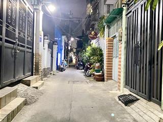 Bán nhà 3 tầng gần hoa sứ  phan xích long 3pn chỉ 5,6 tỷ