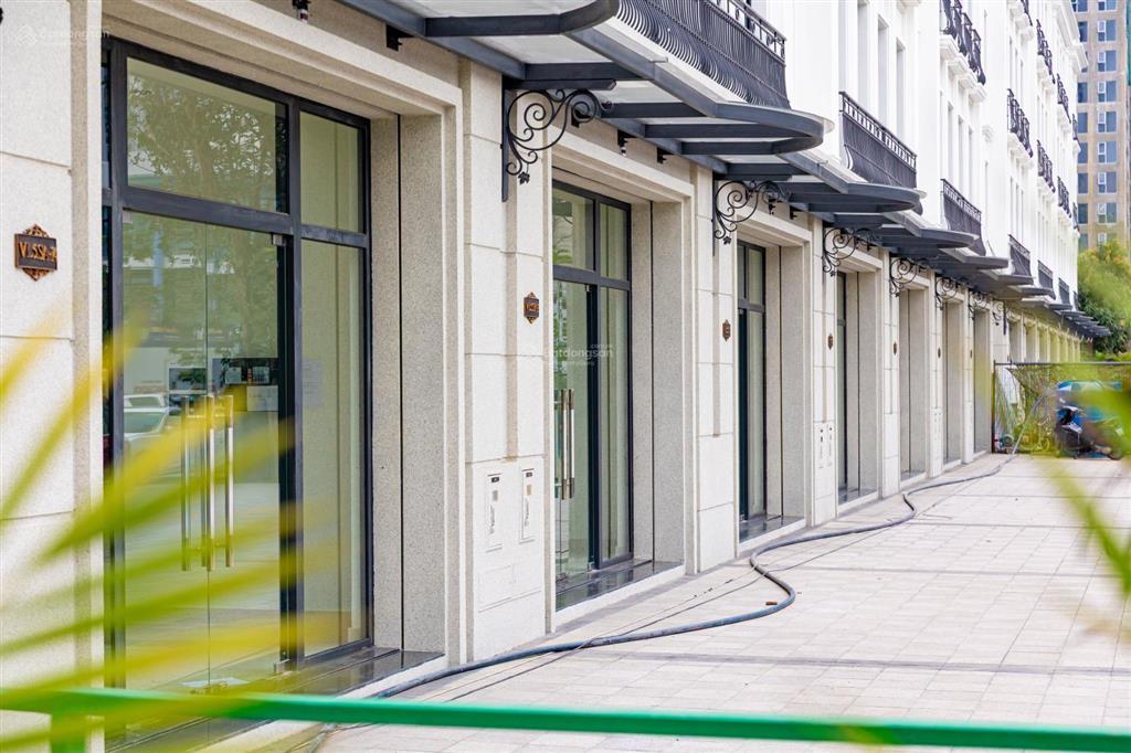 Sốc!có 102 ai hữu duyên.shophouse tmdv xây 5 tầng,150m2  25.9 tỷ(rẻ hơn tt 30%)sẵn hd thuê 5 năm