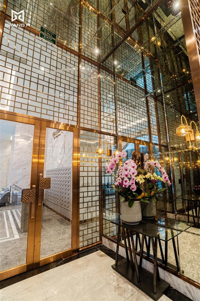 Bán gấp căn 4pn view hồ 114m2 siêu hiếm cc gloria 8 nguyên hồng. giá nhỉnh 14 tỷ bao toàn bộ phí.