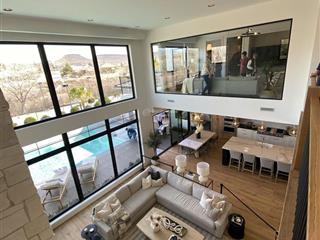 Bán gấp penthouse duplex bể bơi riêng 274m2 4pn 5wc nội thất full nhập khẩu, giá chỉ 48 tỷ