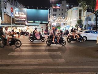 Vừa kinh doanh vừa ở còn gì hơn