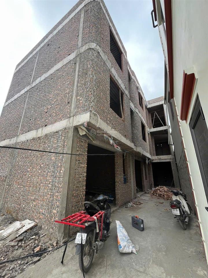 Bán nhà xây mới  full nội thất sát vin giá đầu tư ngay như quỳnh văn lâm