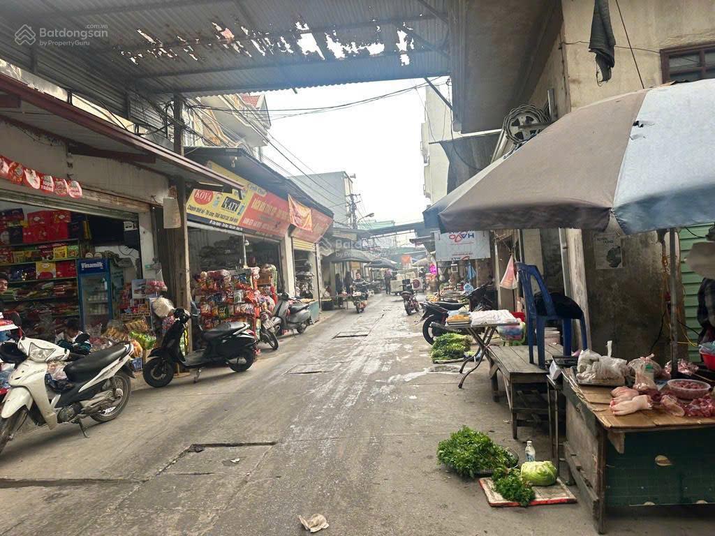 Bán nhà xây mới  full nội thất sát vin giá đầu tư ngay như quỳnh văn lâm