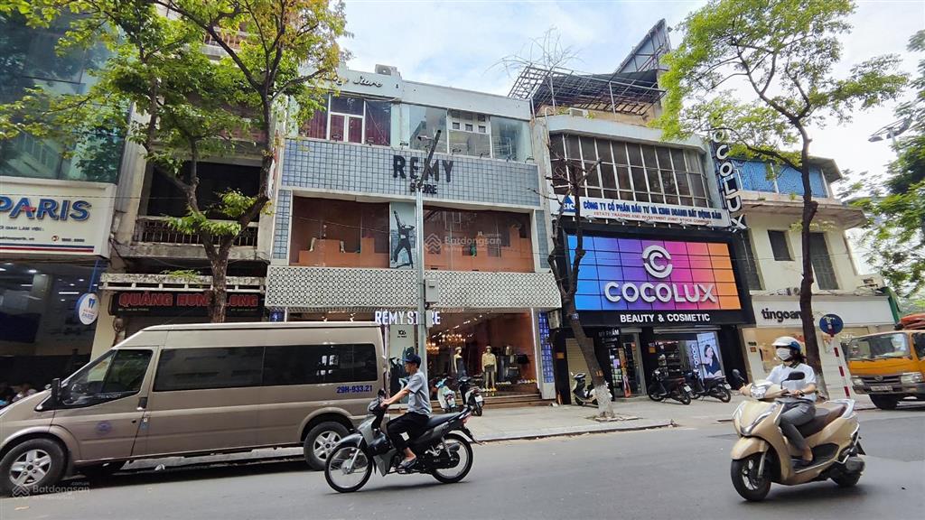 Siêu phẩm số 1 mặt phố bà triệu, diện tích 380m2  mặt tiền 10m  1 sổ 1 chủ vuông đẹp  giá 280 tỷ