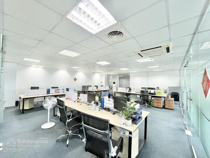 Siêu đỉnh tòa văn phòng phố láng hạ 228m²  6 tầng  10,4m m.tiền, lô góc  thang máy  giá 128 tỷ