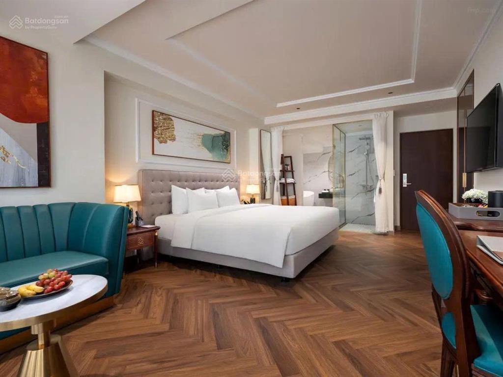 Đẳng cấp số 1 mặt phố quảng an rộng 680m2 mặt tiền 20m view hồ, tòa 5 tầng aparment + restaurant