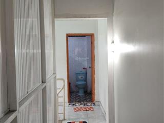 Chỉ 5tỷ. nhà góc 2 mặt hẻm kd q11.  ngay lạc long quân, không lg, qh
 nhà (3.5 x 11) 2 tầng.