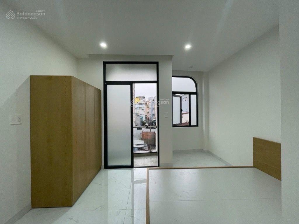 Nhà đẹp lung linh 52m2, 4 tầng 4pn
q11 đường xe hơi ngay vòng xoay lê đại hành