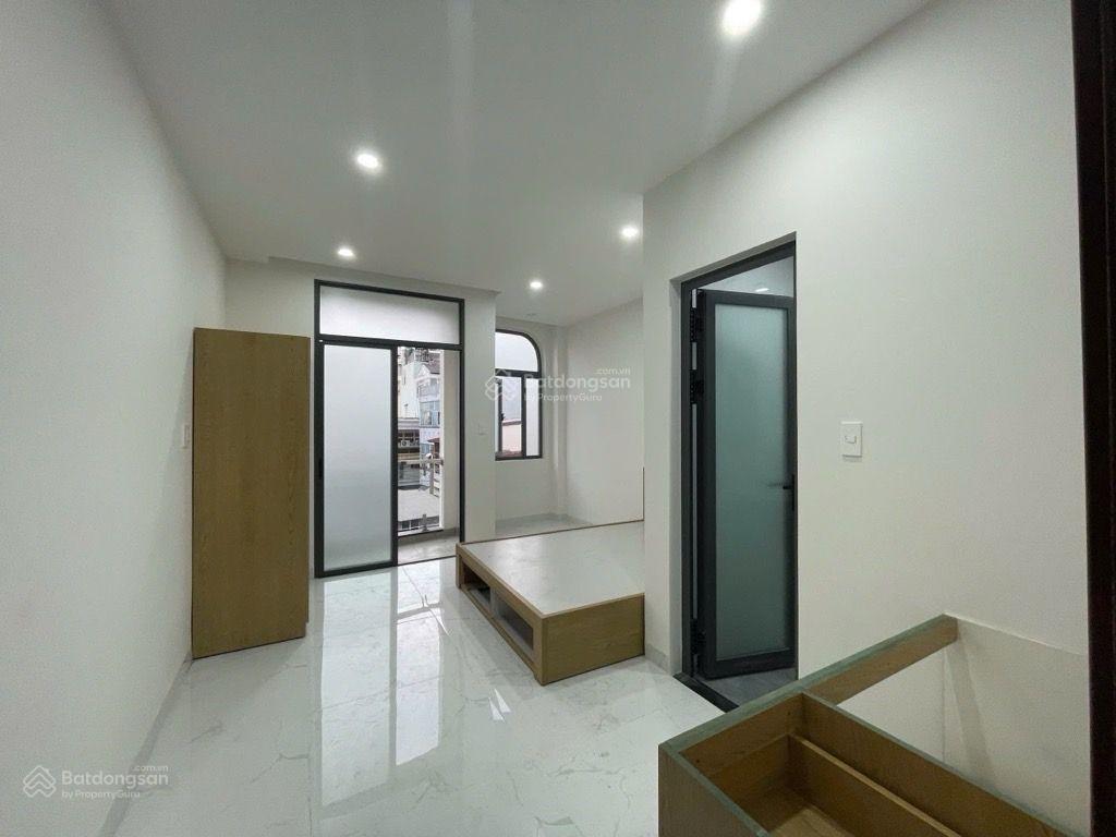 Nhà đẹp lung linh 52m2, 4 tầng 4pn
q11 đường xe hơi ngay vòng xoay lê đại hành