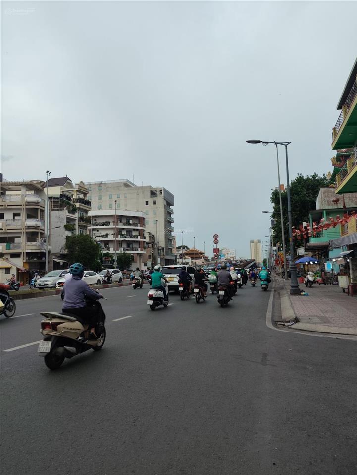 Bán nhà 3 tầng, 5,5 tỷ, ngay minh phụng  cây gõ  hồng bàng. dt 52m2