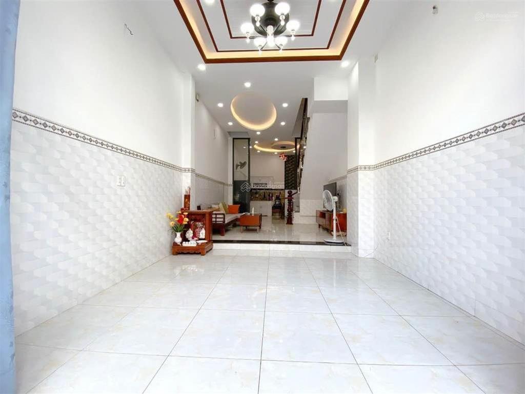 Bán nhà riêng 4pn, 4wc, 64m2 tại lê cơ, an lạc, hcm, giá siêu hời 7,2 tỷ vnd. cửa ngõ bx miền tây