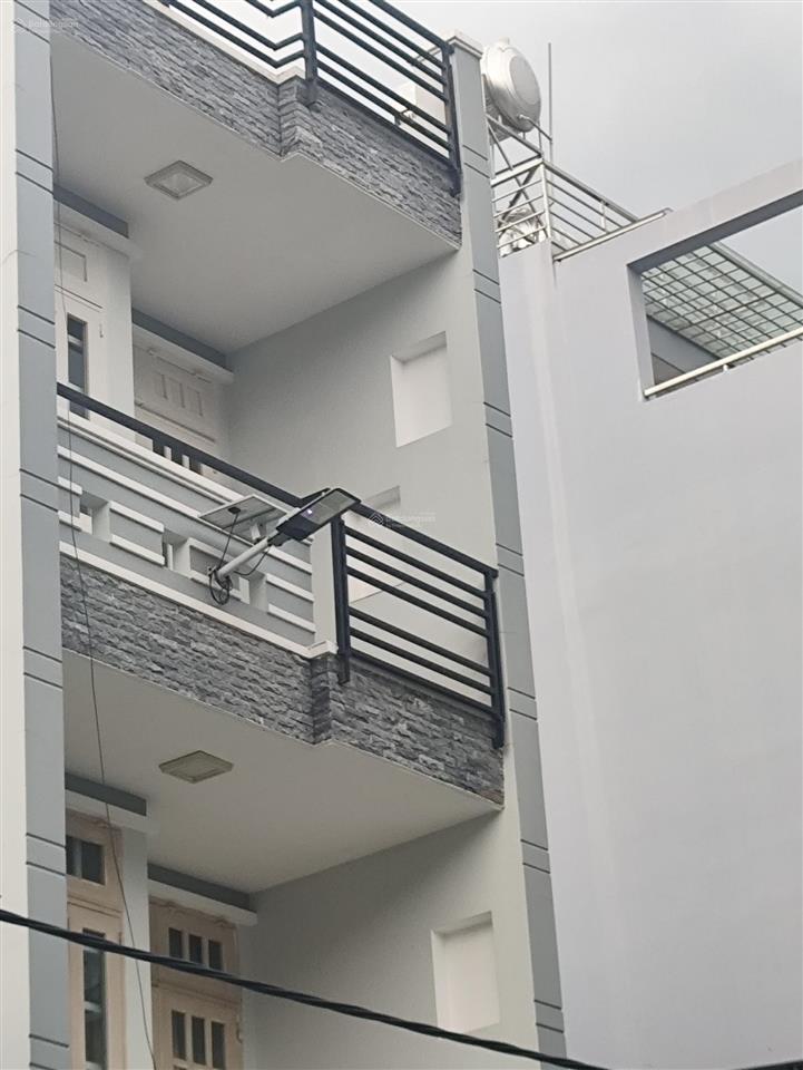 Mtkd bình phú q6 8,2 tỷ  dt 70m2 5tầng. hoàn công  vị trí chợ hồ trọng quý, mg rạng đoonh 10
