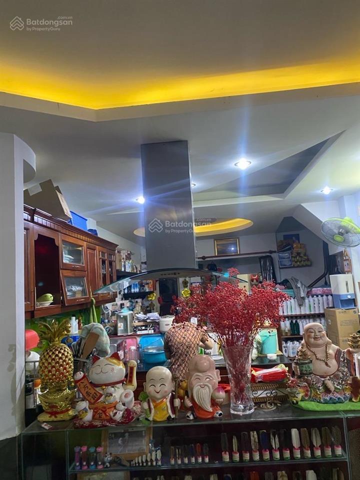 Bán nhà 4 tầng khu vip huỳnh văn bánh  gần hồ biểu chánh  sát hxh