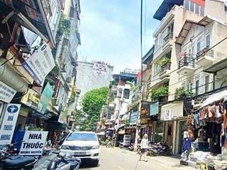 Chính chủ cho thuê nhà trường chinh mặt đường ô tô tránh 70m x 4 tầng mt 4m giá 17tr