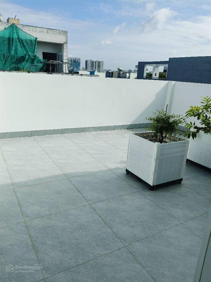 Nhà 4 tầng ngay trường đại học kinh tế đường nguyễn văn linh bình hưng bình chánh