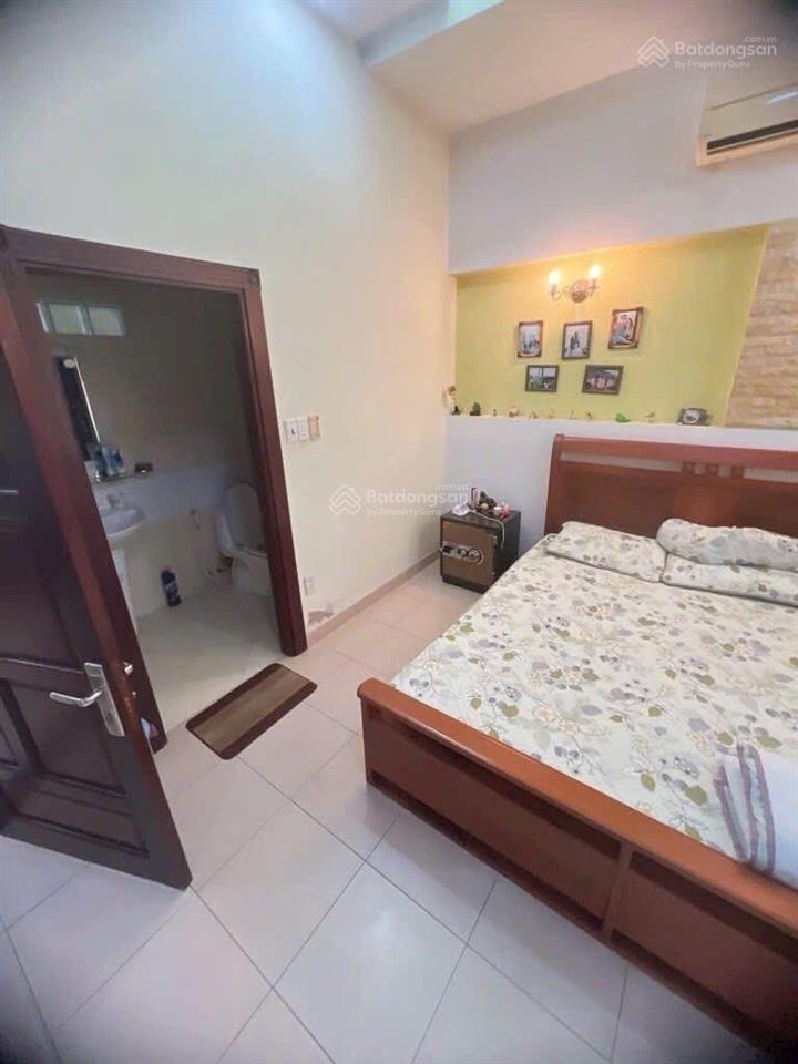 Nhà 4 tầng 120m2 đường tạ quang bửu p5 q8