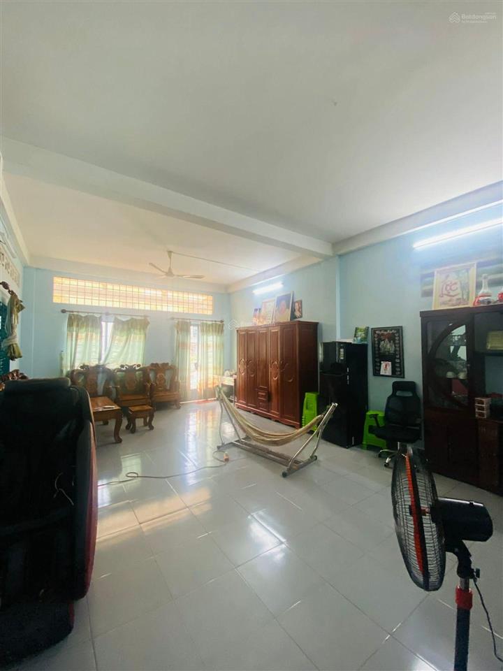 Nhà 3 tầng 132m2 mặt tiền đường hưng phú p8 q8