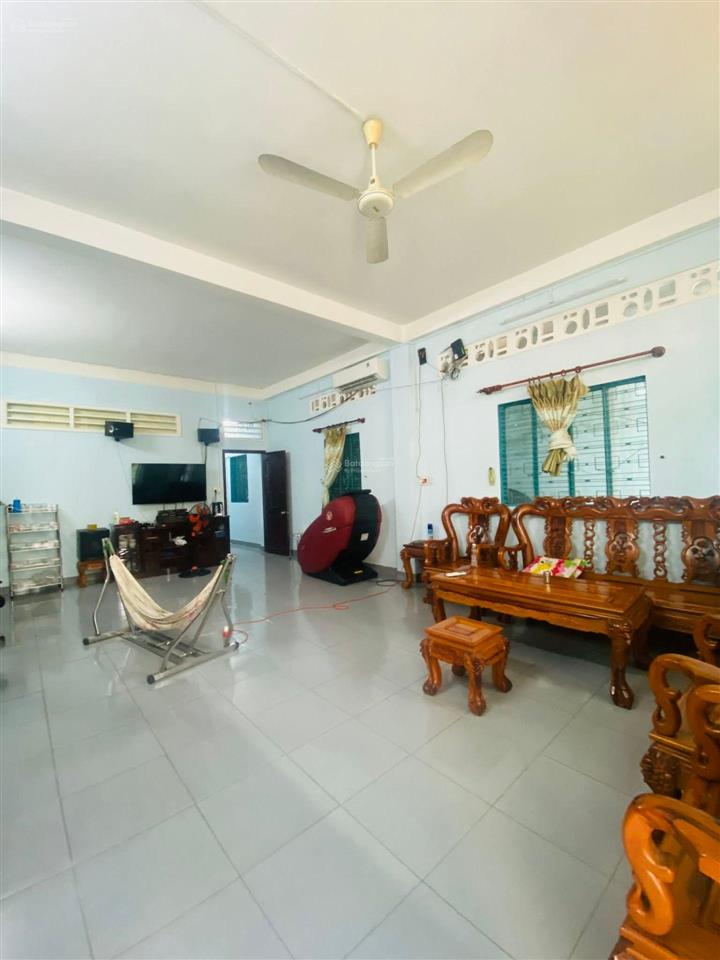 Nhà 3 tầng 132m2 mặt tiền đường hưng phú p8 q8