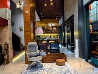 Biệt thự 4 tầng mặt tiền đường khu dân dư đại phúc đường phạm hùng bình hưng bình chánh