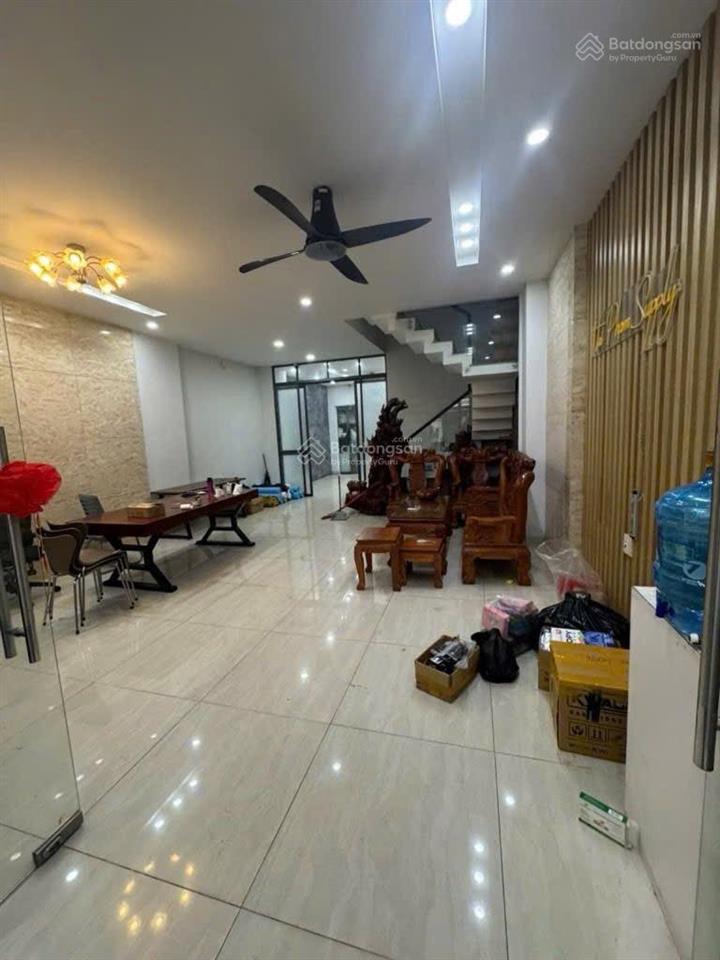 Nhà 3 tầng 108m2 khu dân cư bbnh hưng đối diện bến xe quận 8
