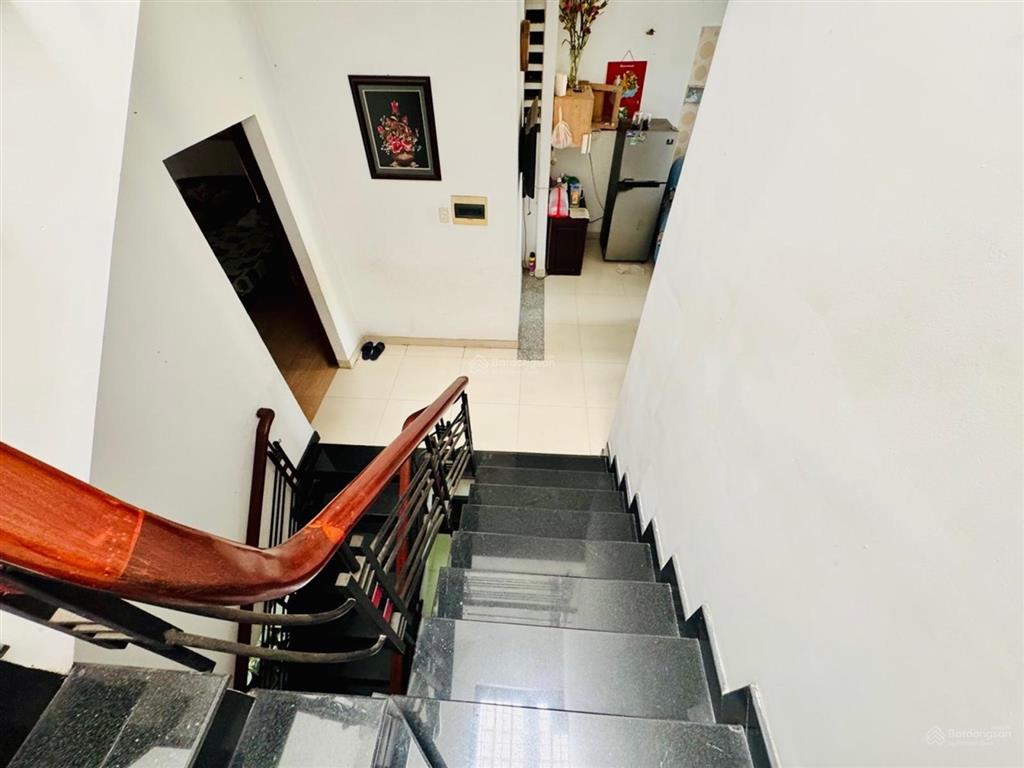 Nhà 3 tầng 112m2 mặt tiển khu dân cư phong phú 5 đối diện bến xe quận 8