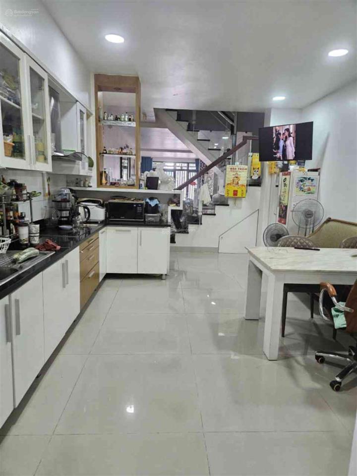 Nhà 4 tầng 80m2 khu dân cư cao lỗ p4q8