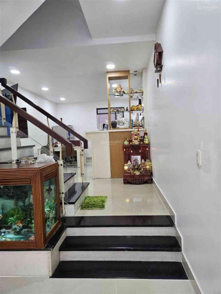 Nhà 4 tầng 80m2 khu dân cư cao lỗ p4q8