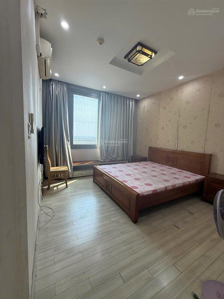 Chính chủ cần tiền bán gấp căn hộ huyndai ct2 2 ngủ full đồ giá 7,5 tỷ có thương lượng