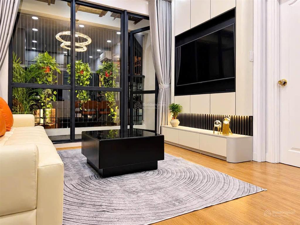 Chính chủ gửi bán căn 2n2wc 67m2 mon city giá cắt lỗ 500tr, cần bay nhanh chủ thiện chí
