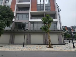 Căn shophouse 100m2 đối diện 40 tòa chung cư mik tại vinhome ocp3, giá vốn chỉ 5 tỷ