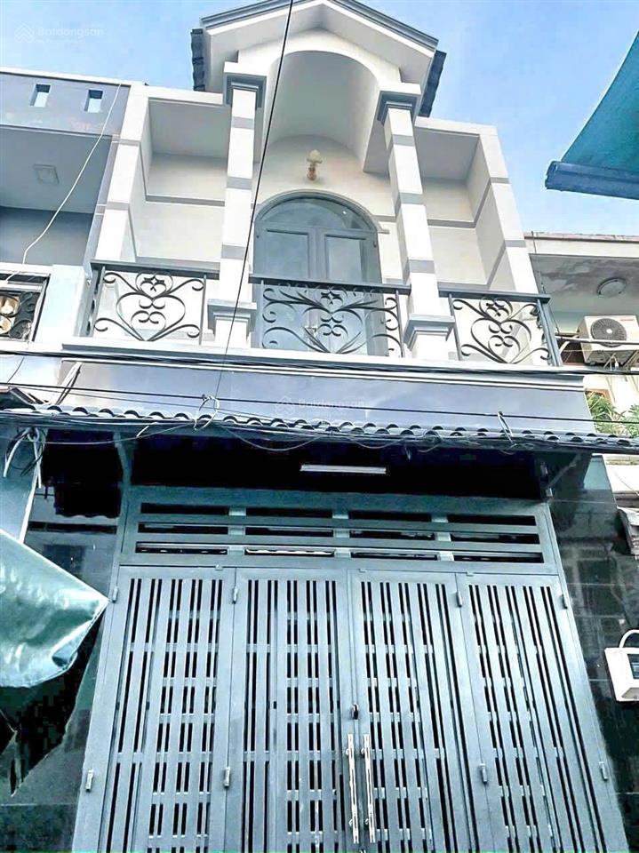 Nhà 1tr.1l.2pn.2ws.nhà mới chỉ việc sách vali vào ở ngay.hẻm xe hơi rộng thoáng mát.