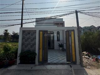 Ấp mới gần bệnh viện hàn quốc mỹ hạnh đức hòa long an (giáp hóc môn tphcm) mt đường