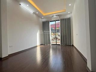 Bán nhà 7 tầng phố đội cấn, thang máy nhập khẩu, cách ô tô 30m, dt40m2 nhỉnh 10 tỷ