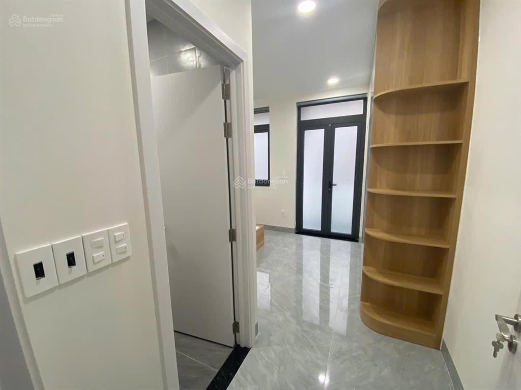 Vip  ngay ga metro  trường thọ  thủ đức  dt 79m²  4 tầng  ngang 4,5m  giá 8,6 tỷ tl