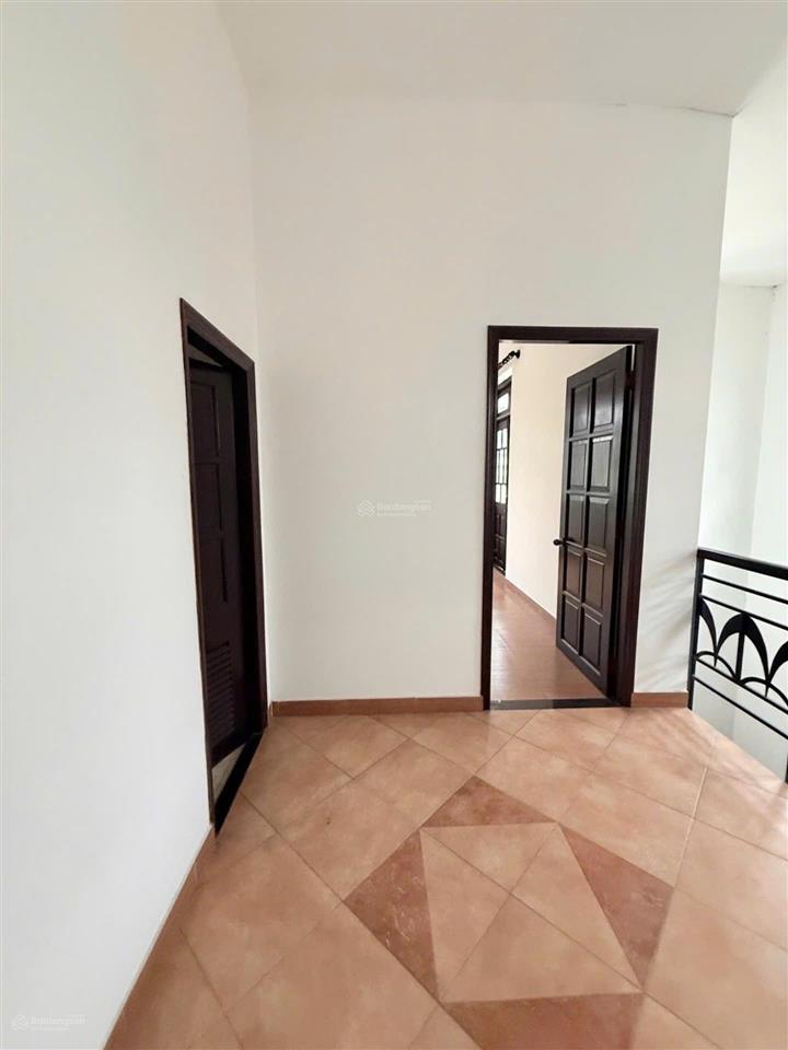 Vip  nhà biệt thự sân vườn  đặng văn bi  vđ2, trường thọ, thủ đức  dt 260m²  nhỉnh 20 tỷ tl