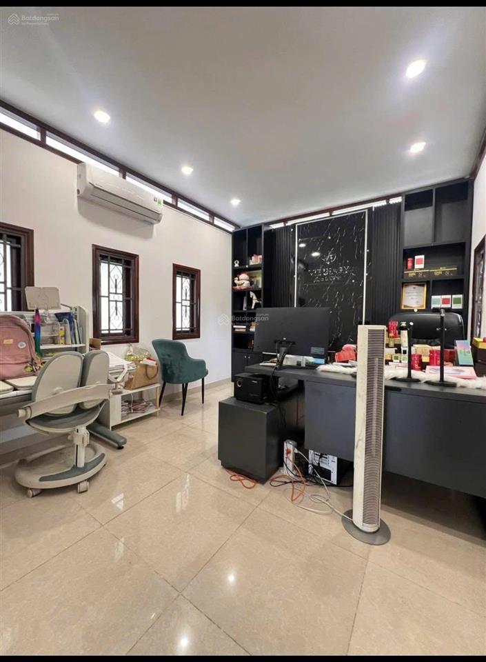 Vip  biệt thự ngay global city phước bình, phước long a  q9  dt 352m2 ngang 12m  giá 29,9 tỷ tl