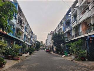 Ngon chỉ hơn 7 tỷ..  dt 65m2  hẻm xe tải thông  dương bá trạc  quận 8  cách mặt tiền đường 5