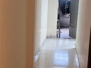 Nhà bán q8hẻm xe hoi 6 m duong bá trac 2tầng 4, 5, x 17 chi nhinh 5 , x tỷ