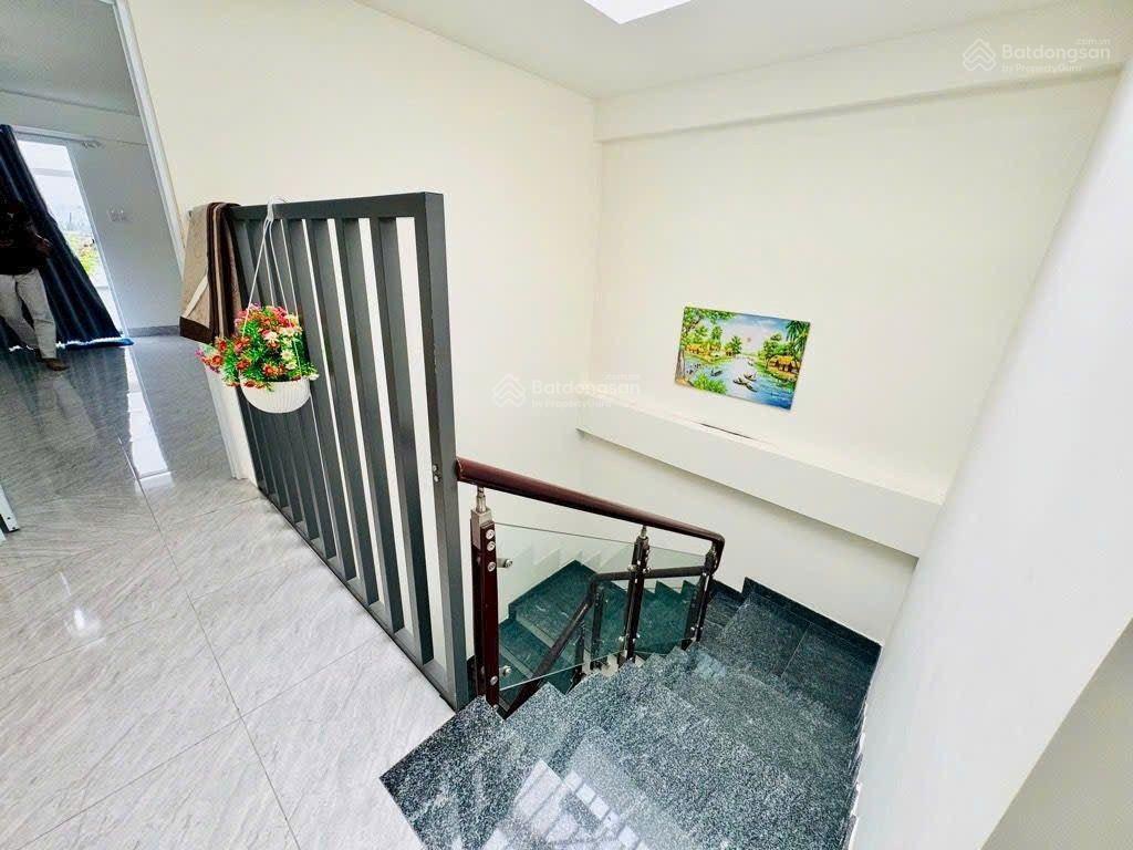 Trung tâm quận 8  qua cây cầu chà và là quận 5  dt 4 x 13  tám danh  chỉ hơn 6 tỷ