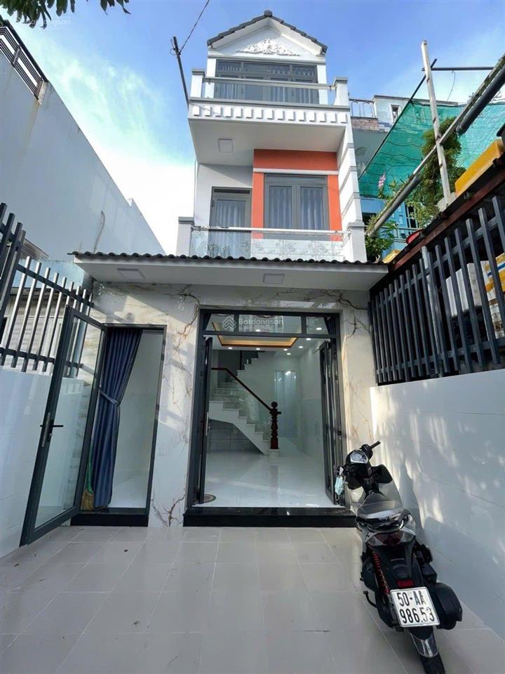 Nhà hiếm mặt tiền mai hắc đế 3 tầng btct xe hơi đậu trong nhà diện tích  54m2  chỉ hơn 5 tỷ