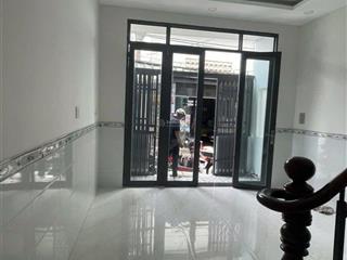 Quận 8 sát parkmall  nhà mới tinh  dọn vào là ở  giá hơn 5 tỷ zalo gấm 0903*807*432