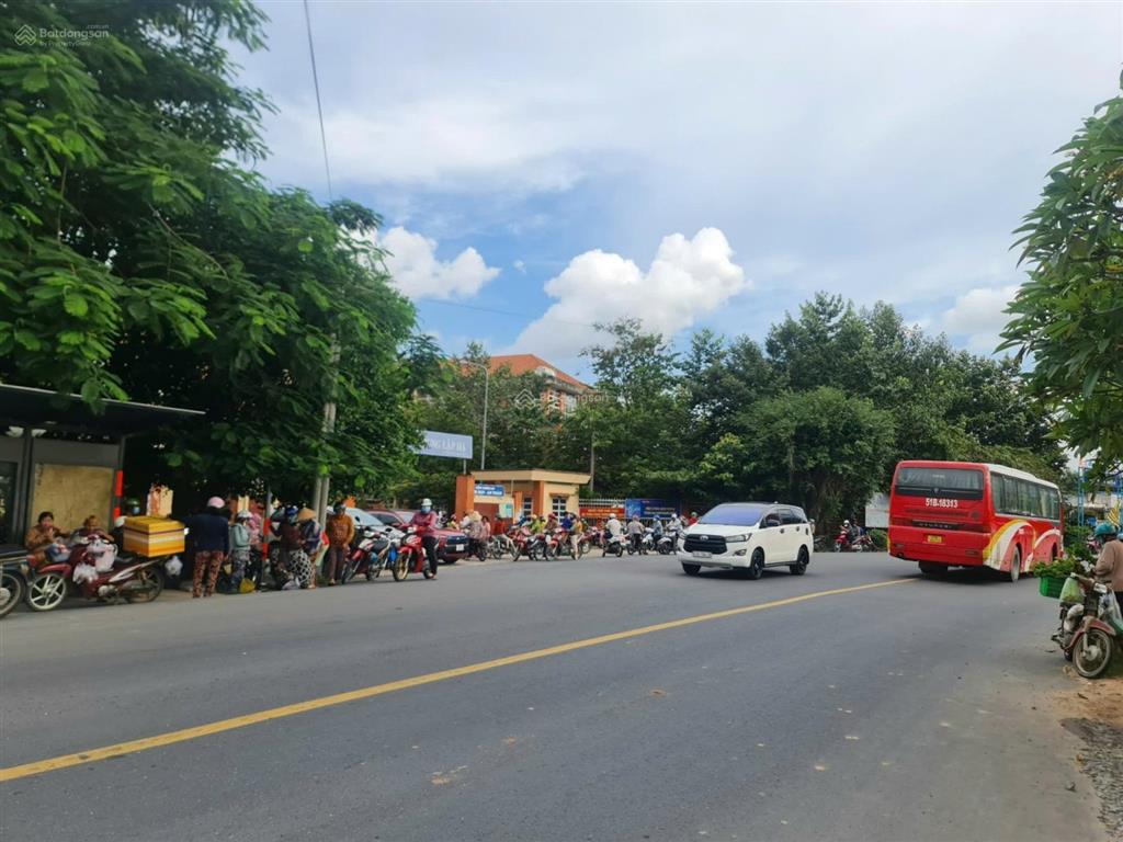 Bán đất nền full thổ cư shr 466,2m2 sát bên hông trường tiểu học trung lập hạ củ chi