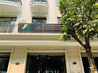 Chính chủ cần bán căn sao biển 58.5m2, hoàn thiện 2 tầng, đang cho thuê, 9 tỷ,  0985 425 ***
