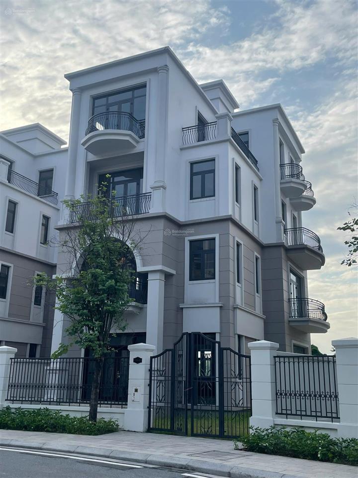 Vip! sở hữu biệt thự 240m² công viên 6.2 ha phân khu compound vịnh xanh 24/7 cực kỳ khan hiếm