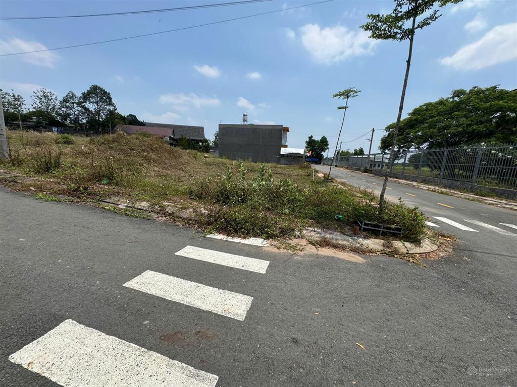 Sát vách sơn tiên  biên hòa đất sổ hồng riêng, chỉ tt 300tr sở hữu