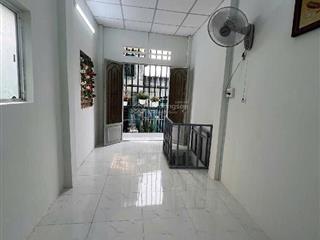 Bán nhà chính chủ q8 hoài thanh 2tầng  dt 68  giá chỉ 6,xtỷ