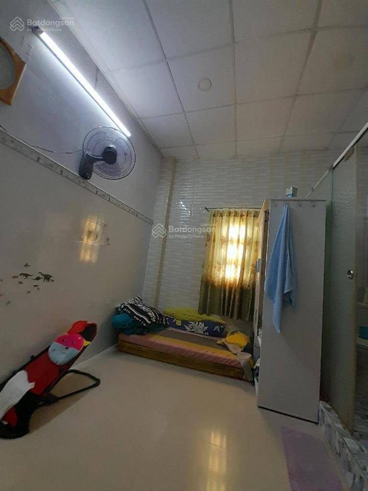 Bán nhà  gần cầu chà và q5 cao xuân dục, q8,   hẻm thông  dt 132m2  07pn  7wc  giá 8,xt