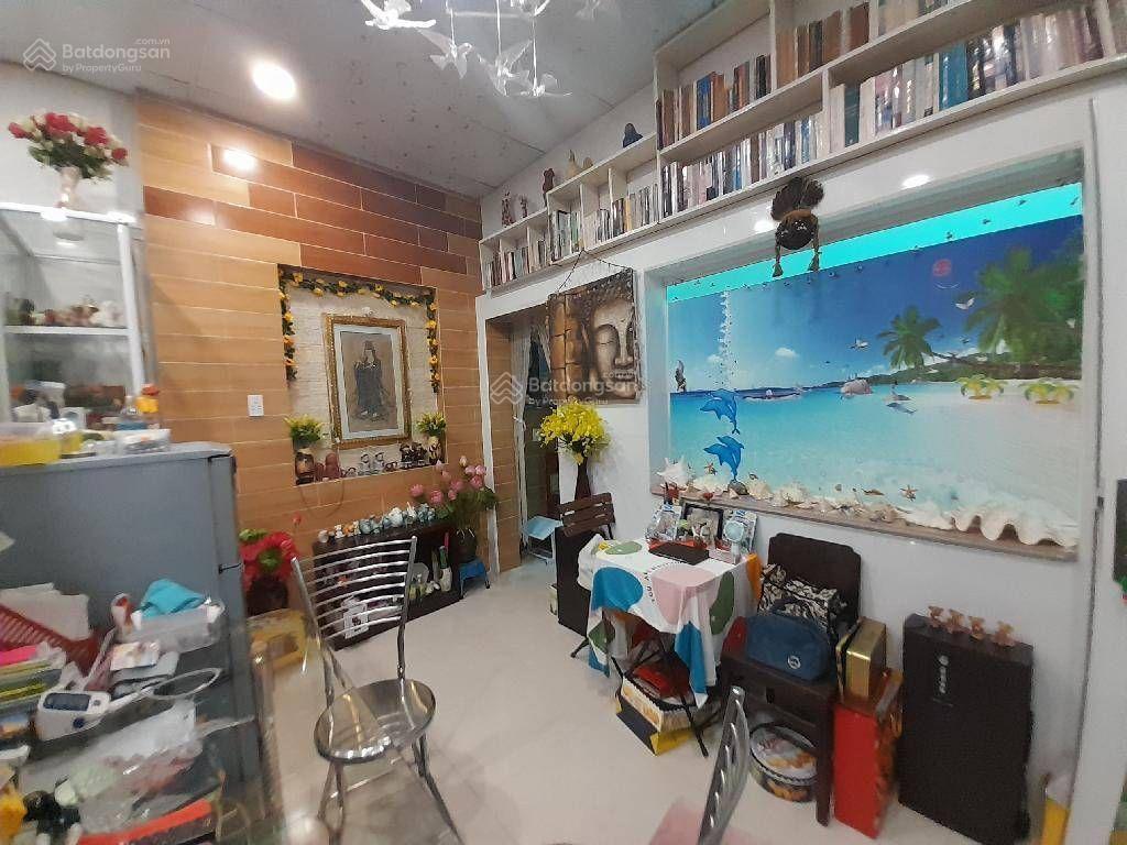 Bán nhà  gần cầu chà và q5 cao xuân dục, q8,   hẻm thông  dt 132m2  07pn  7wc  giá 8,xt