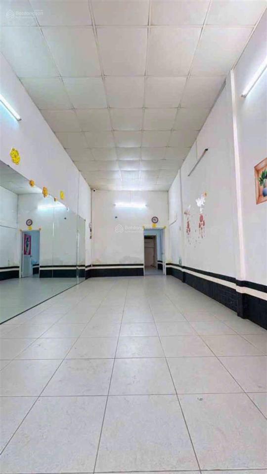 Cực hiếm tạ quang bửu quận 8  1 căn ra mặt tiền  ngang 4x17m  chỉ 6,x tỷ